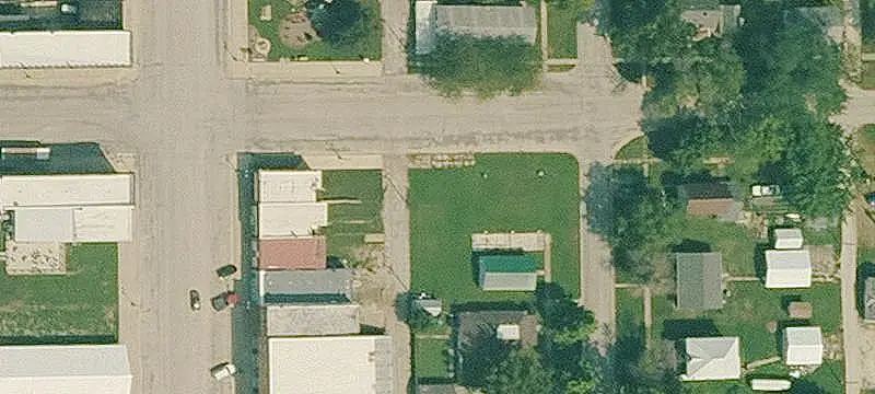 110 2nd St