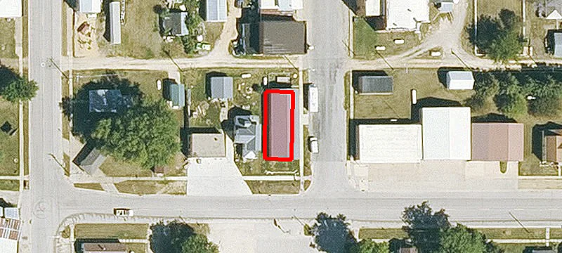 121 Main St