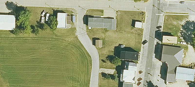 Colesburg, IA 52035