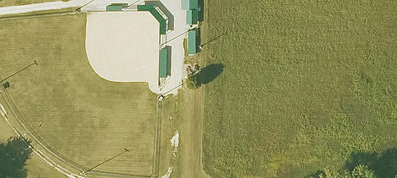 Dundee, IA 52038