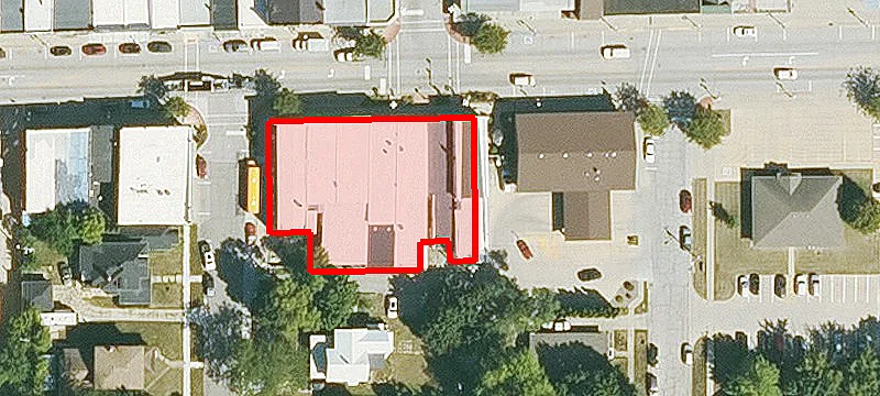 211 Main St