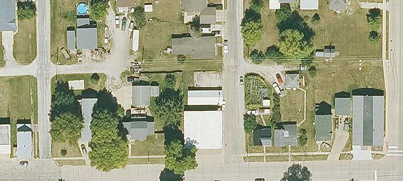 706 Main St