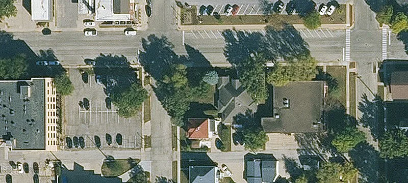 201 2nd SE St