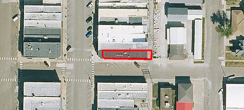 700 Davis Ave