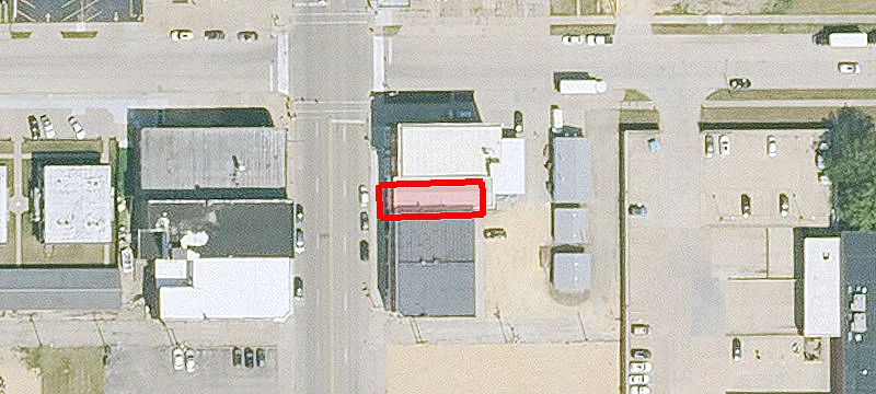 305 2nd St