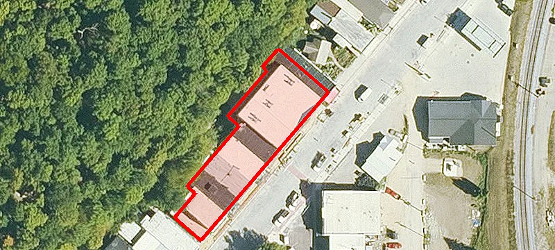 136 Main St