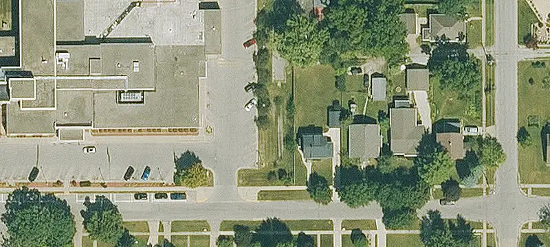 1111 Un St