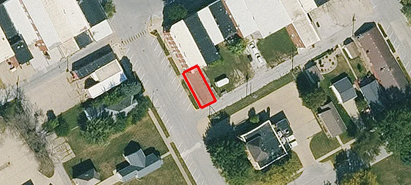 422 Tracy St