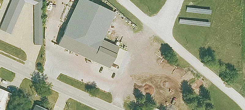 2141 Mamie Eisenhower Ave