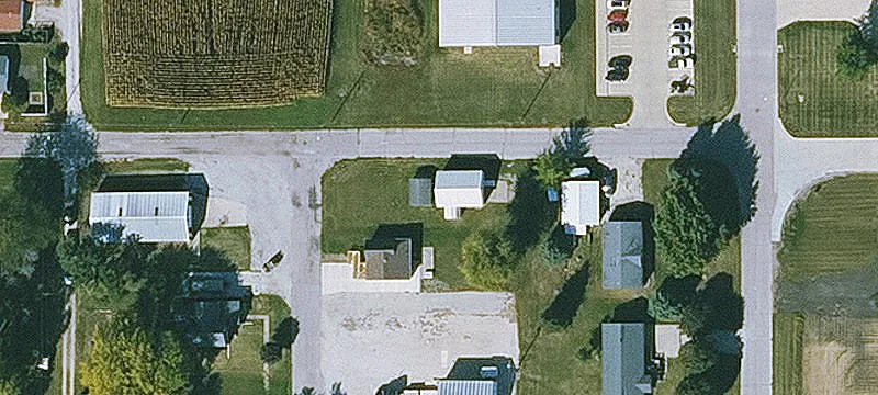 831 Decora Ave