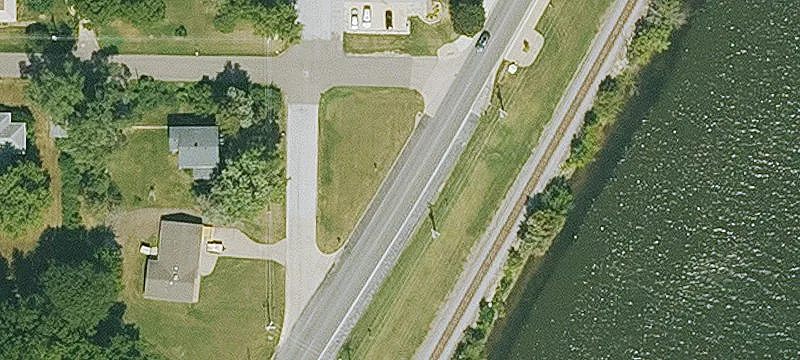 Le Claire, IA 52753