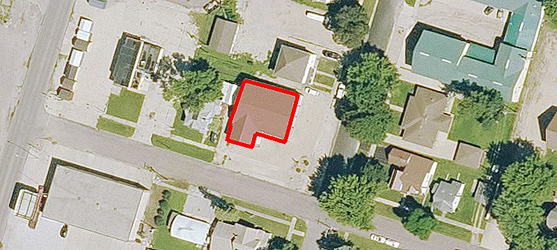 526 3rd Ave