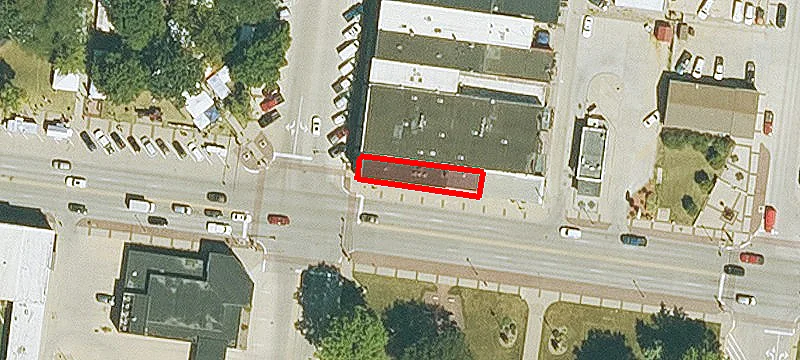 124 Main St