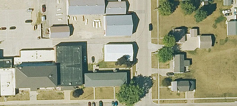 950 Main St