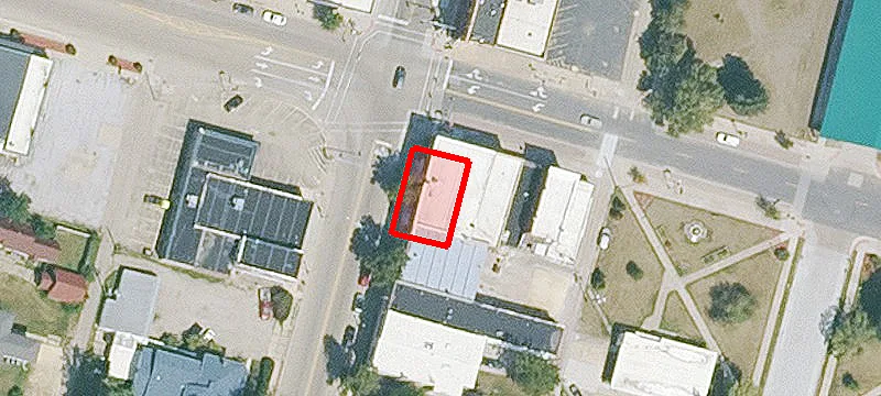 121 Main Ave