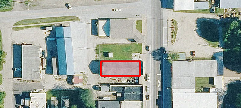 727 Main St