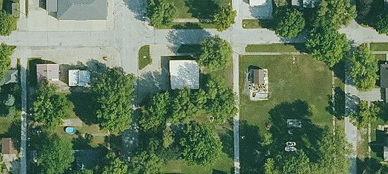 301 Main St