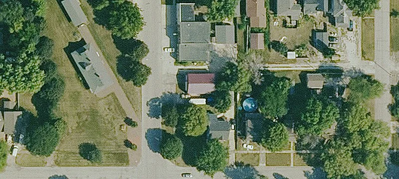 217 4th St