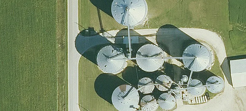 Earlville, IA 52041