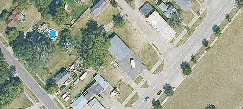 2004 Camanche Ave