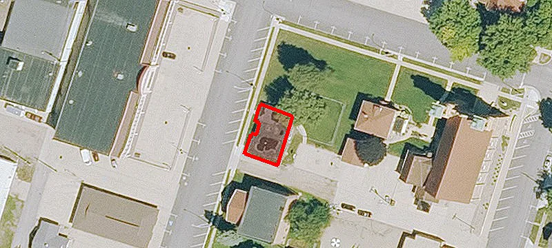 1003 3rd Ave