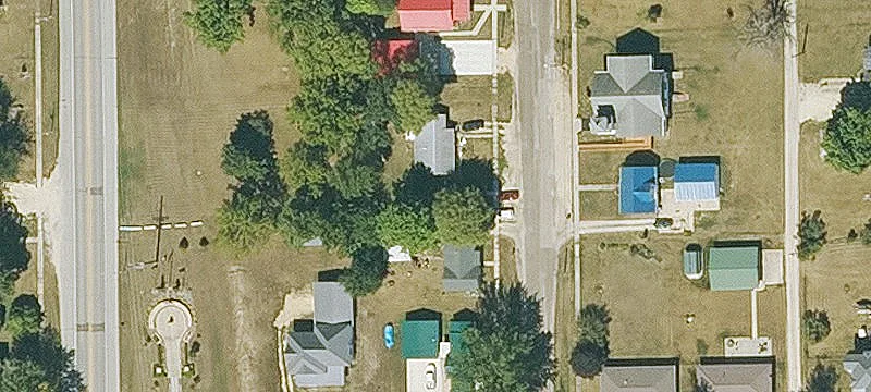 206 1st N St
