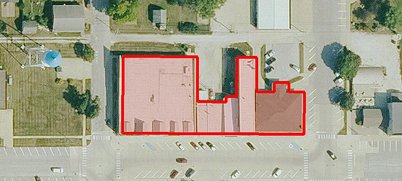 418 Main St