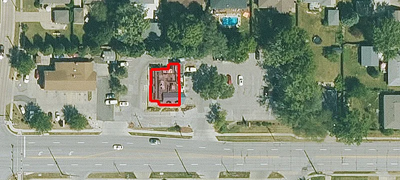 7421 Douglas Ave