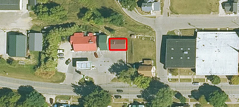 728 Main St