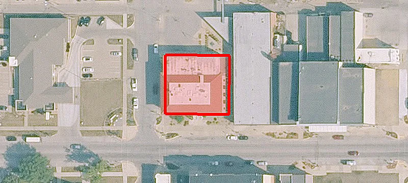 135 Main St