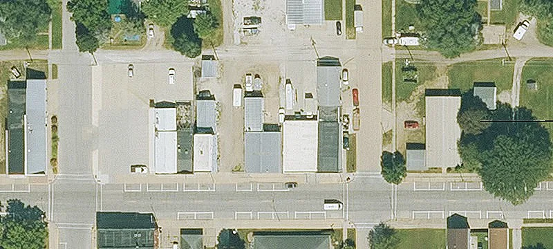 909 Mamie Eisenhower Ave