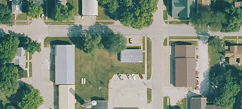 211 Ctr St