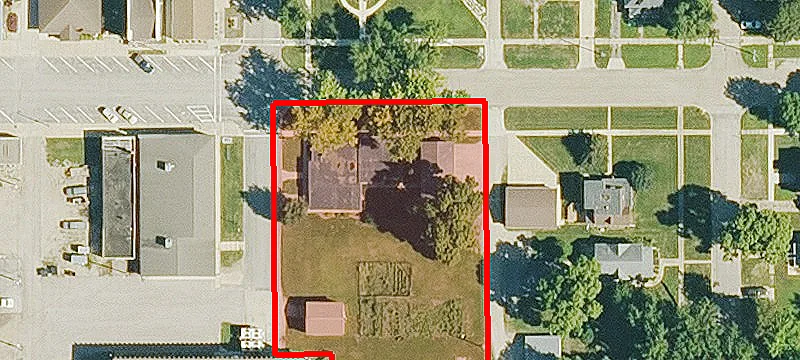 110 1st E Ave