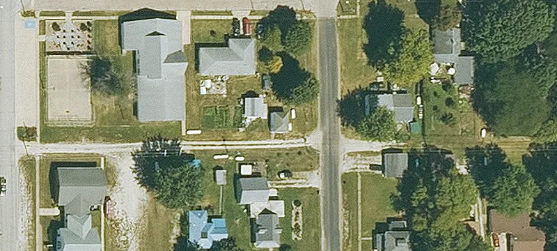 Maple St