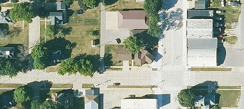110 3rd St