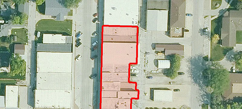 1013 Main St