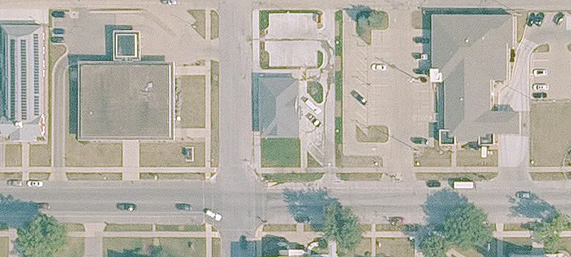211 Main St
