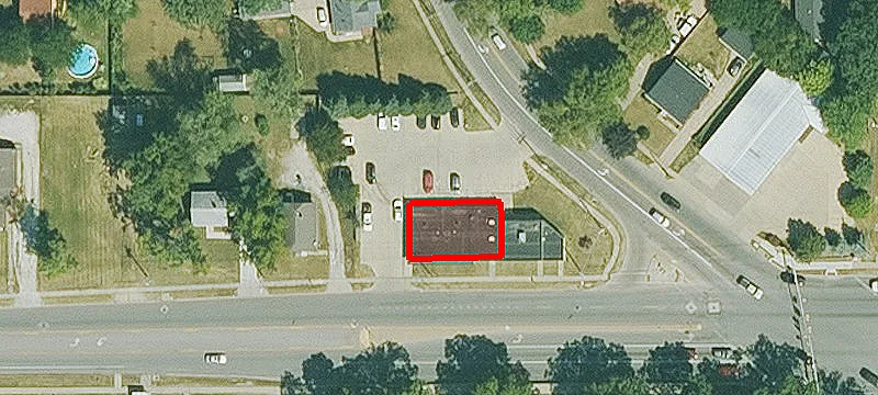 3207 Douglas Ave
