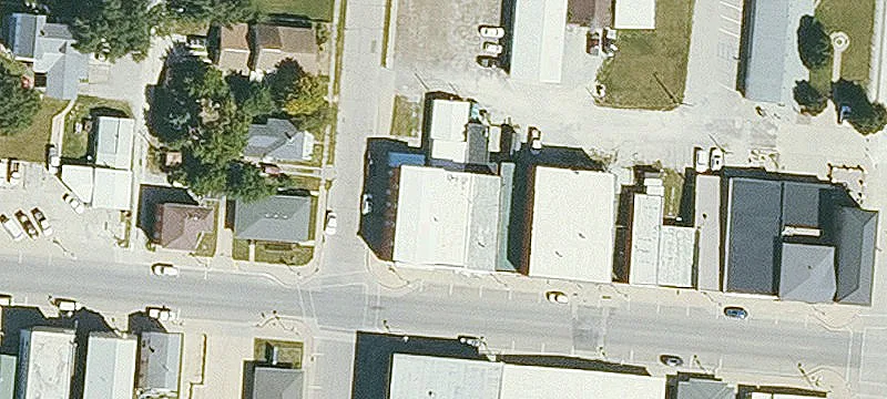 136 Main St