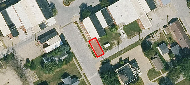 422 Tracy St