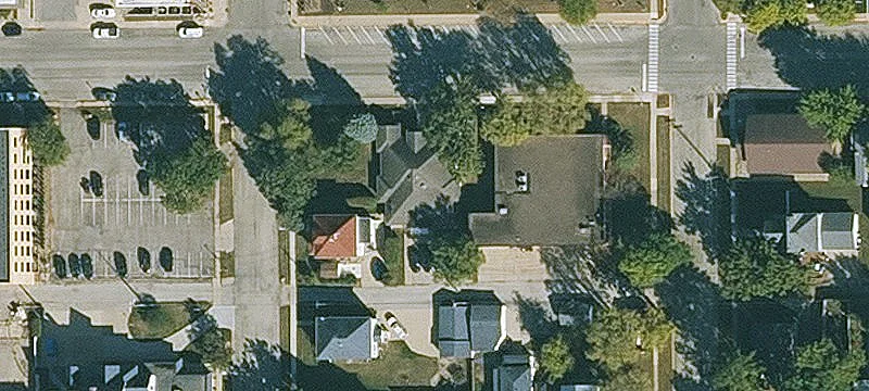 208 1st SE Ave