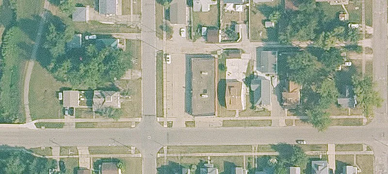 704 May St