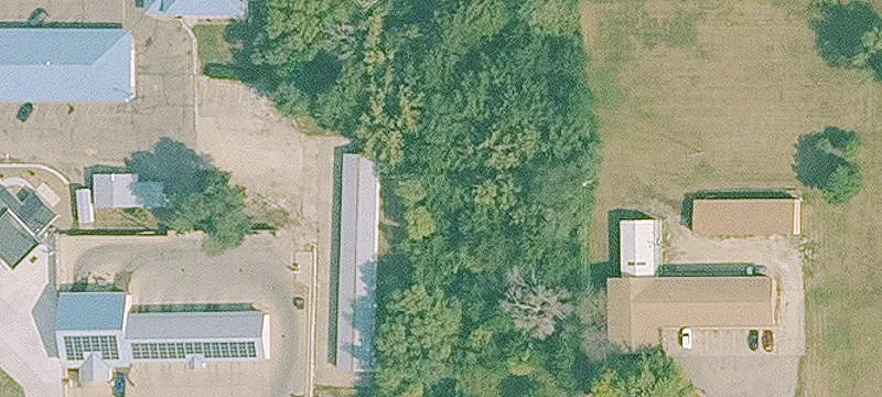 14 Iowa E Ave