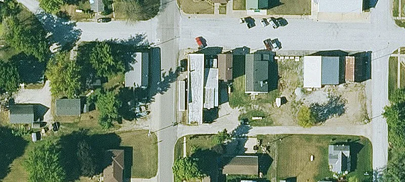 100 3rd St