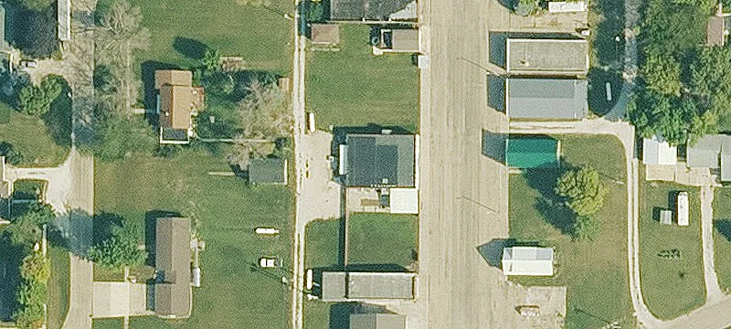 208 Ctr Ave