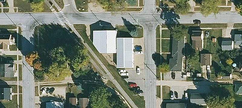 215 3rd NE St