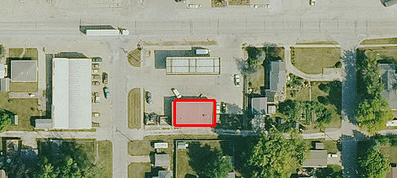 627 High St