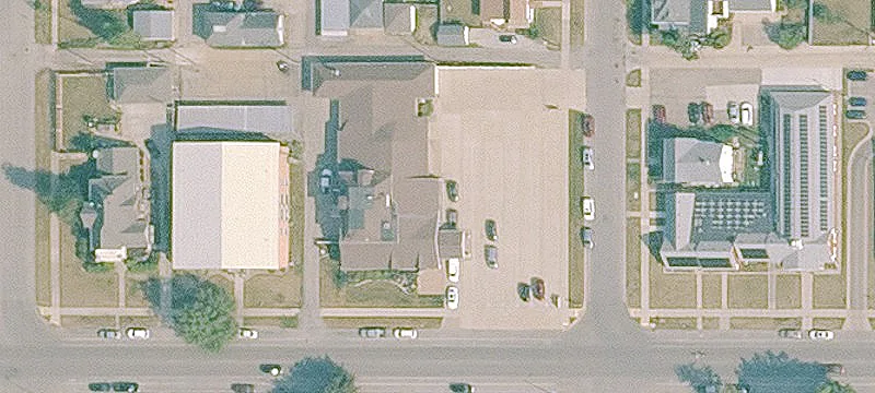 405 Main St