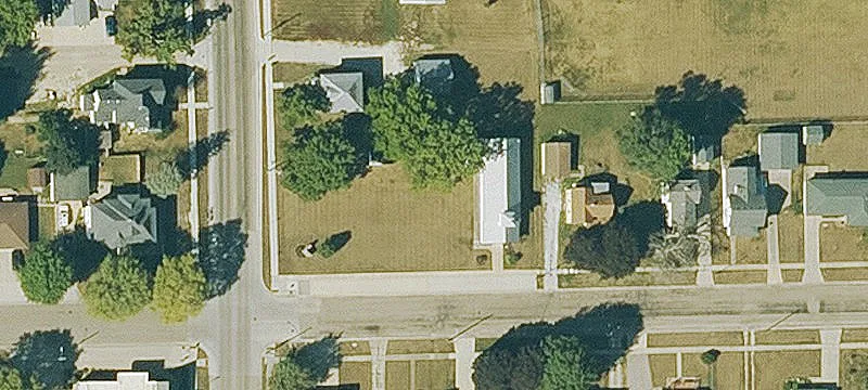 633 Purdy St