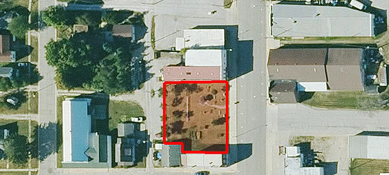 124 Main St